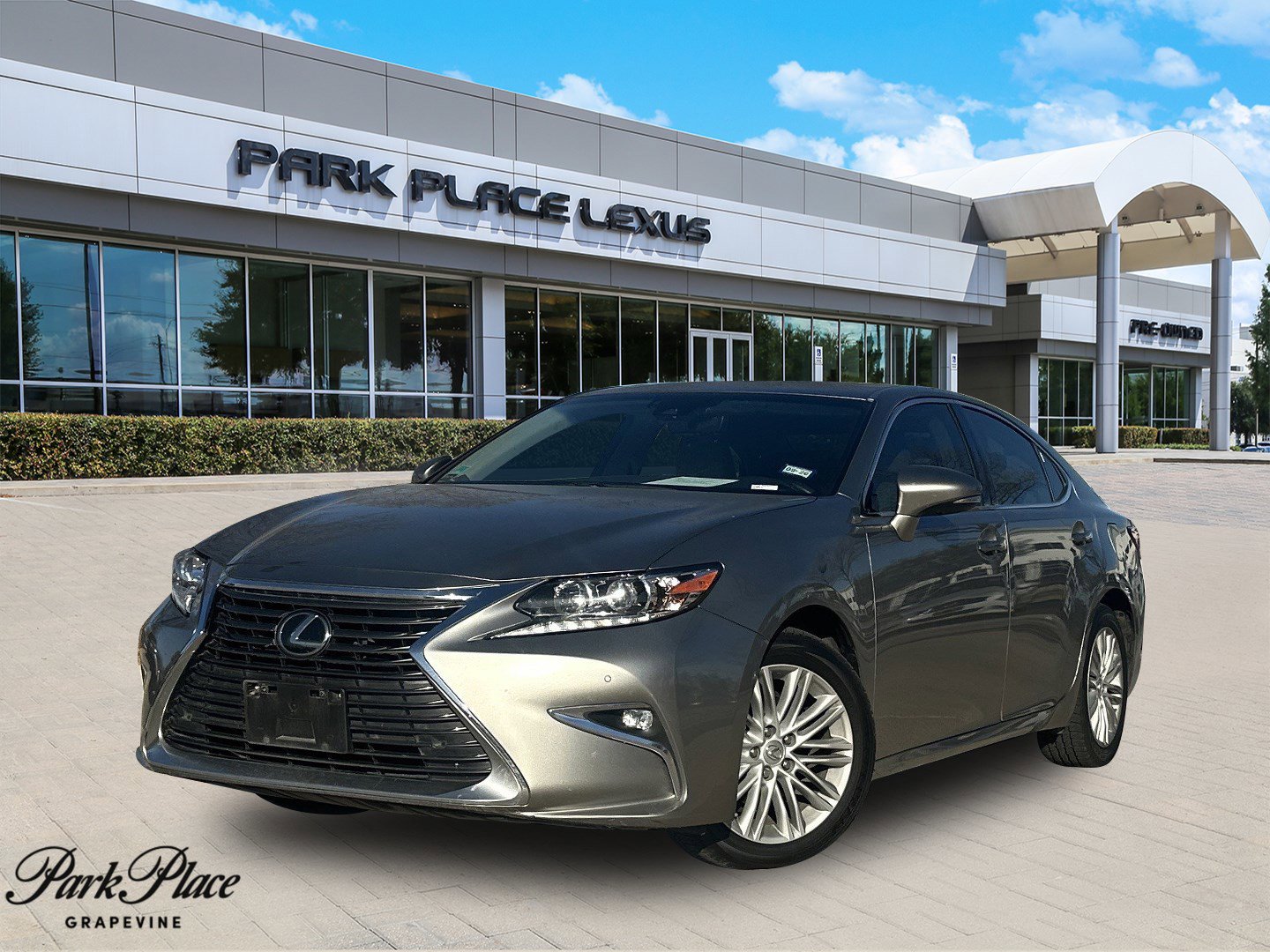 2017 Lexus ES 350's photo