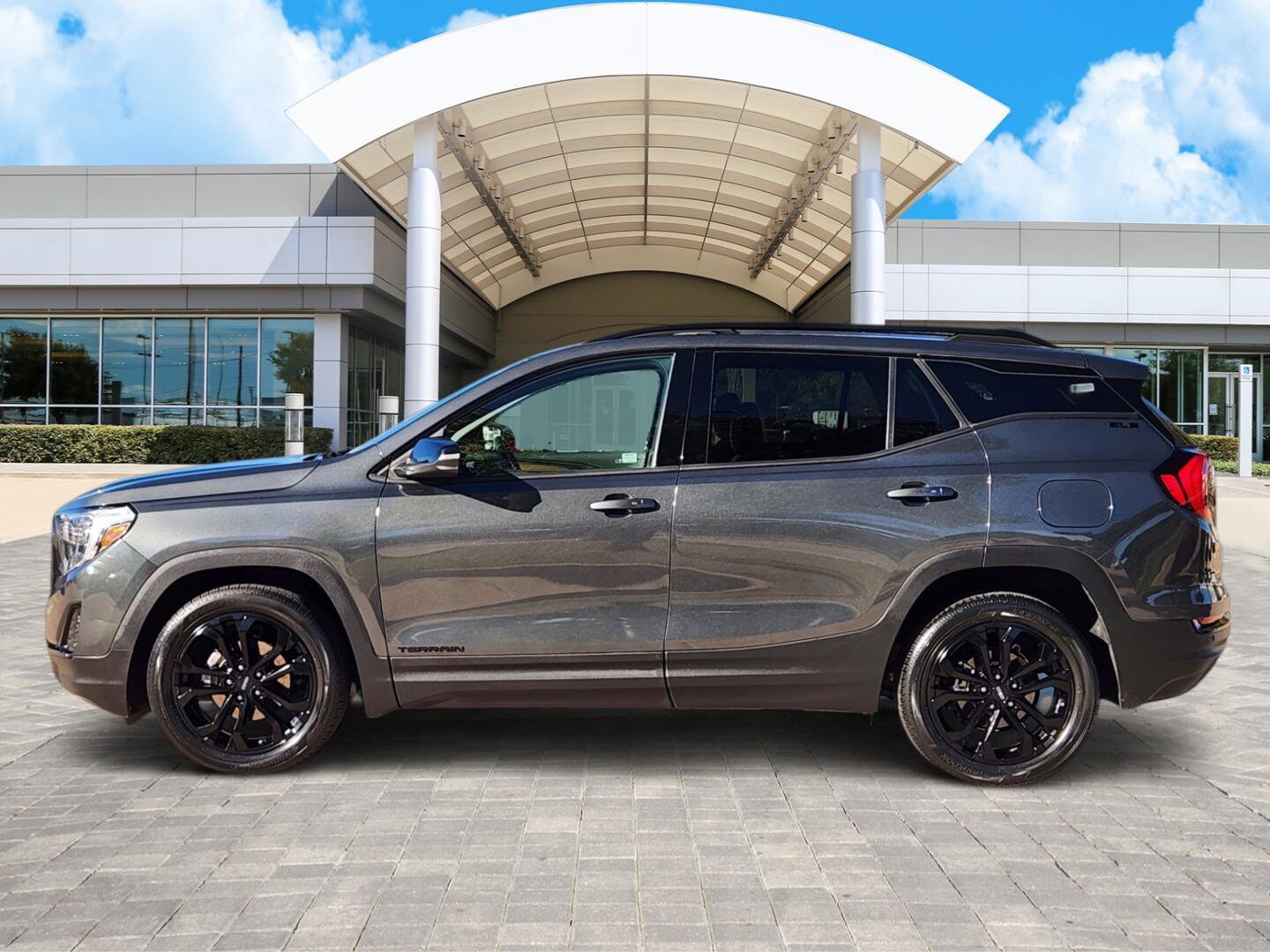 2021 Gmc Terrain SLE photo 3