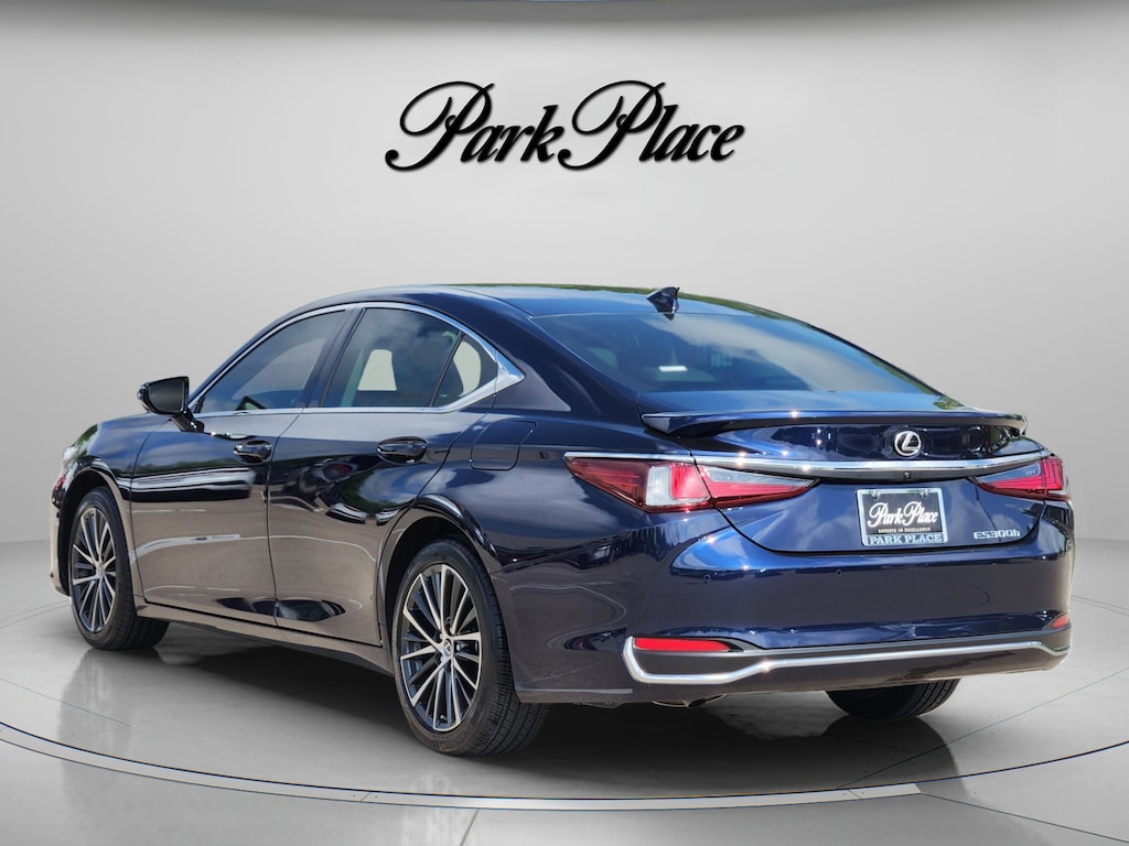 Certified 2025 Lexus ES 300h Sedan