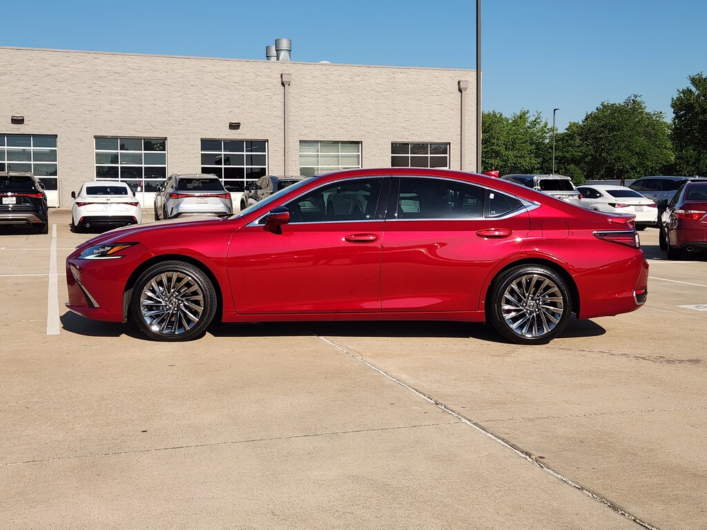 Used 2025 Lexus ES 300h Ultra Luxury Package Sedan