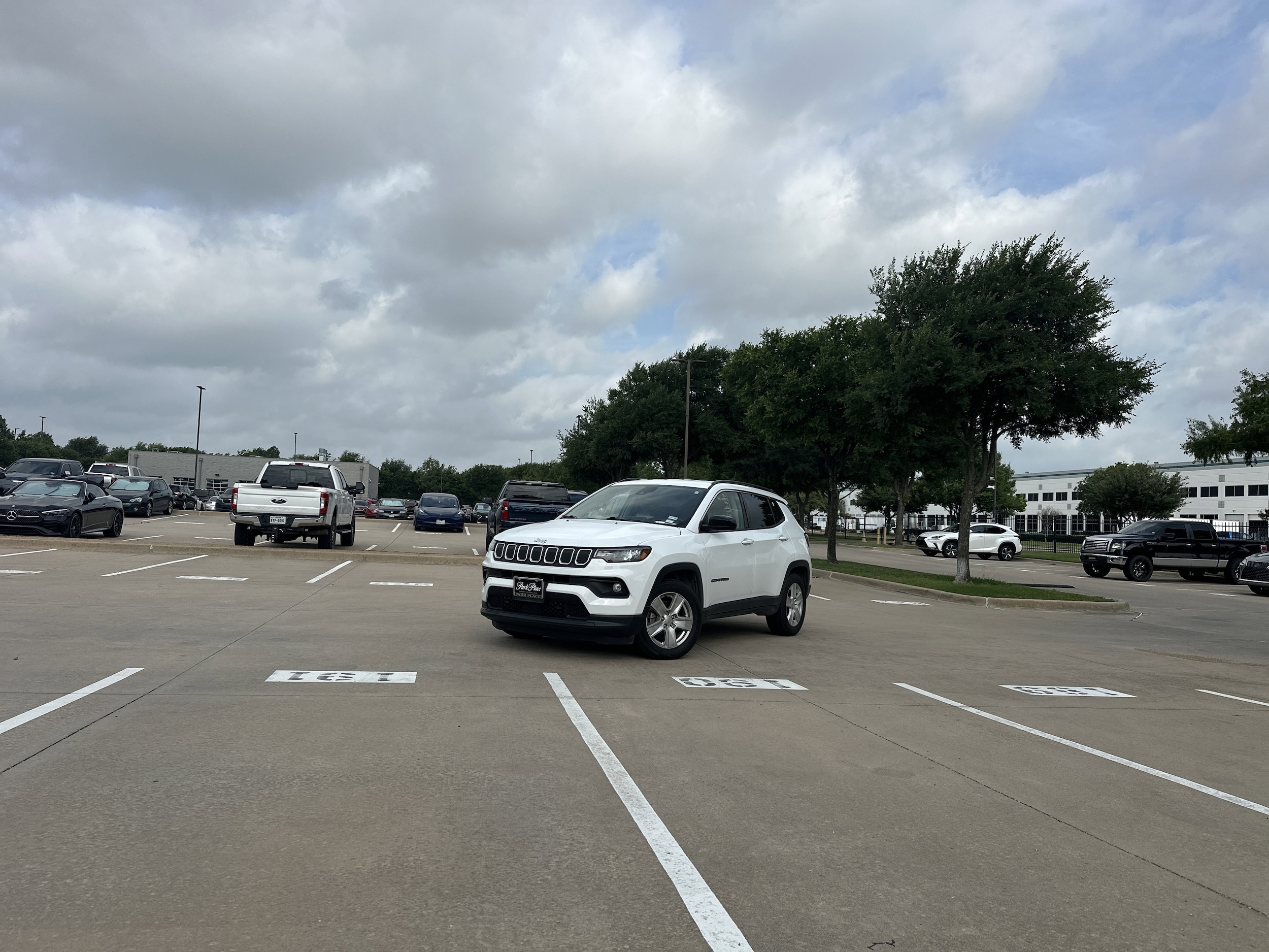 2022 Jeep Compass Latitude's photo