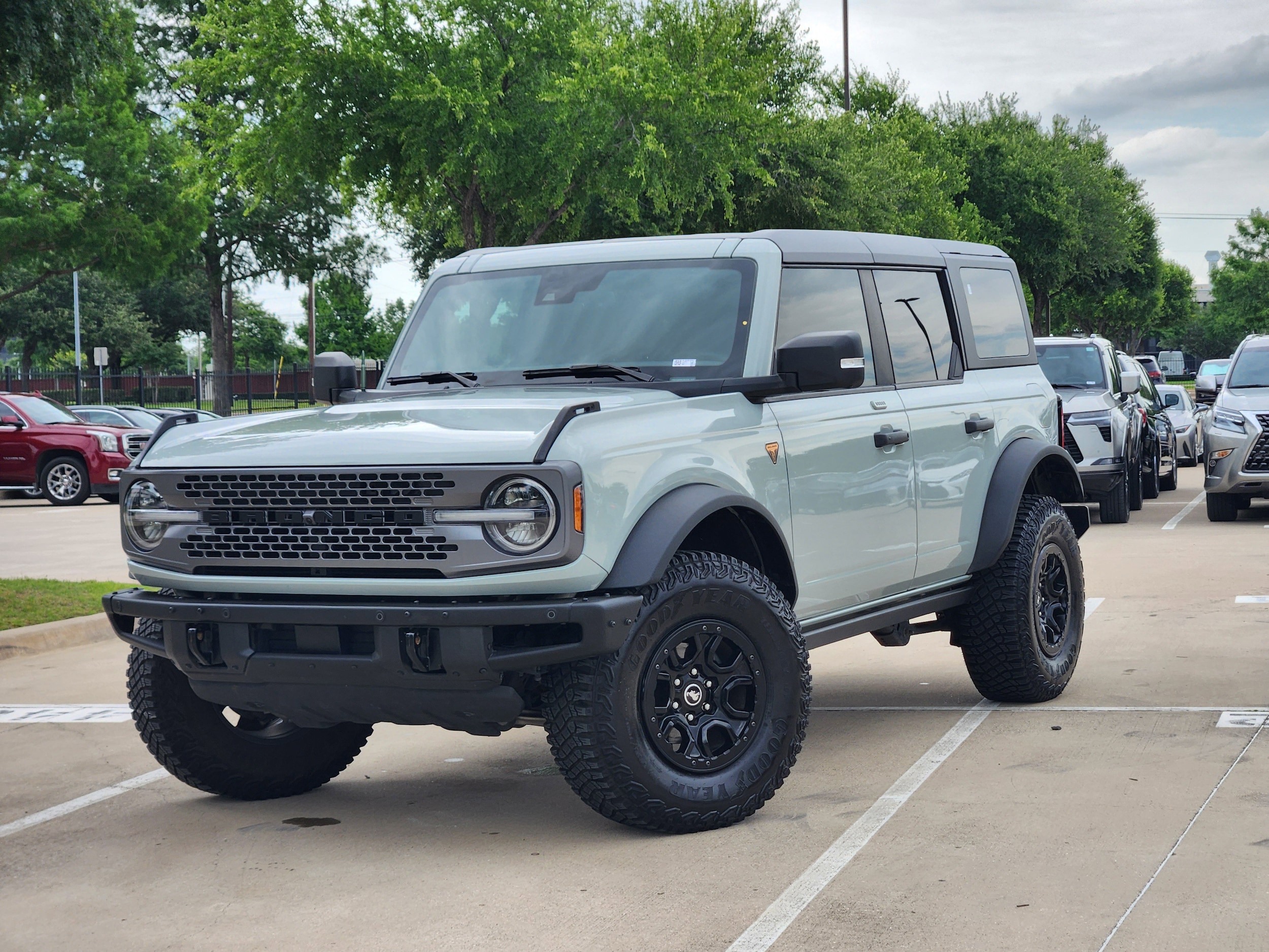 2023 Ford Bronco Badlands 4x4's photo