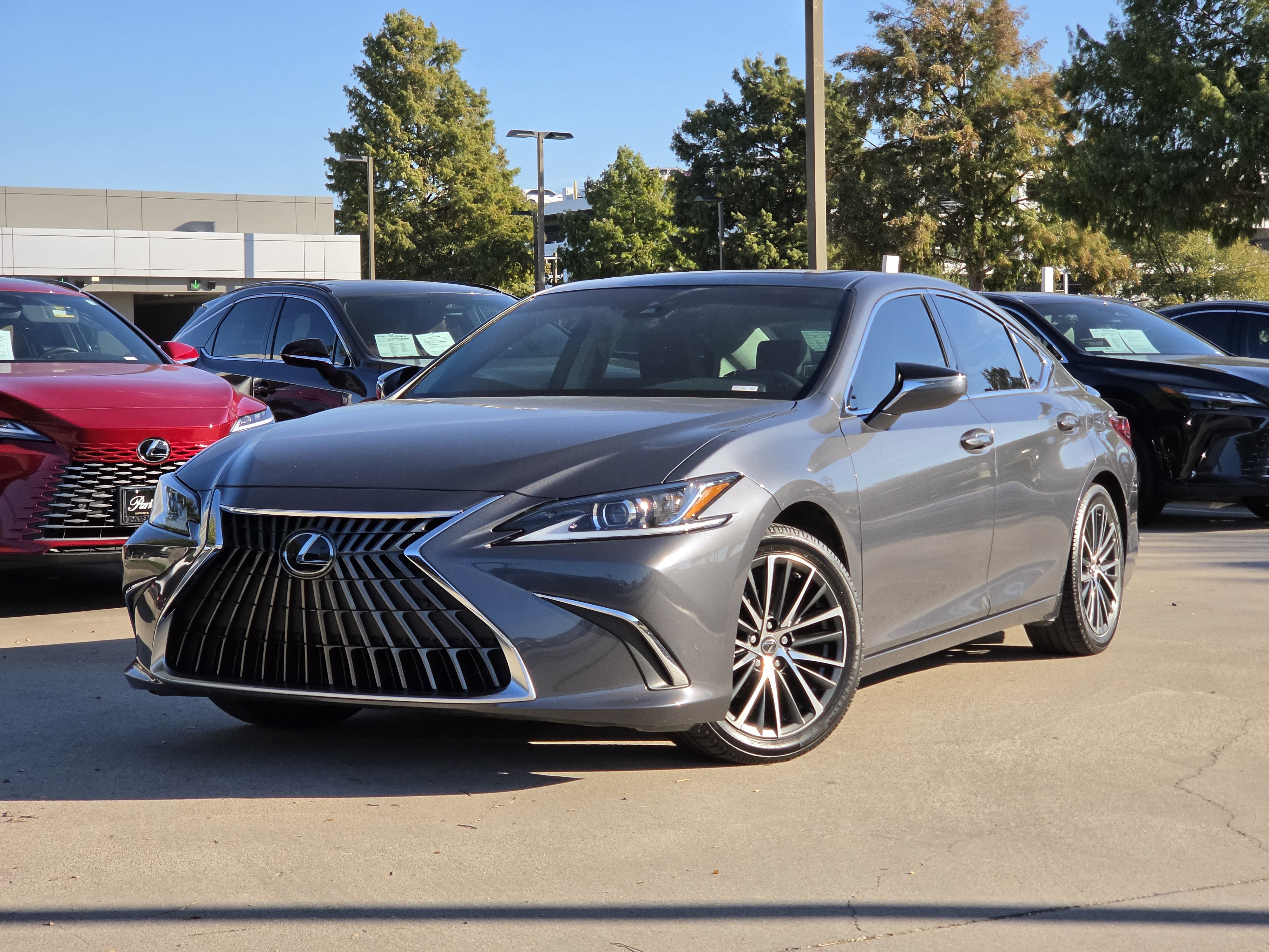 2022 Lexus ES