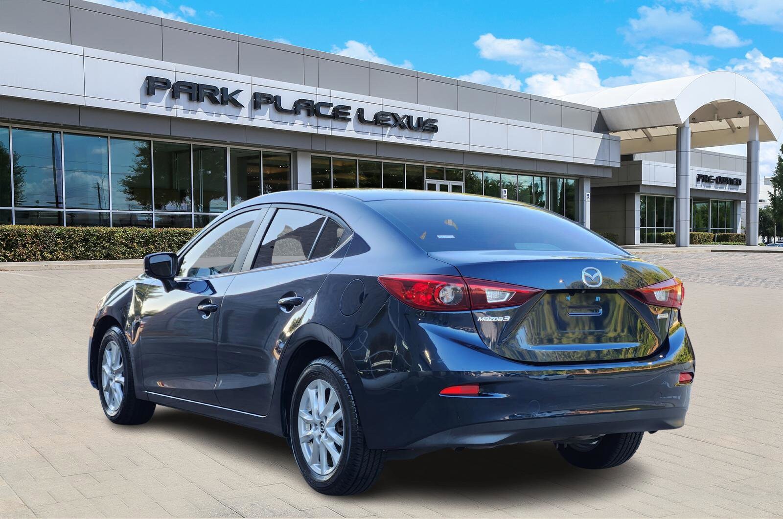 2017 Mazda Mazda3 Sport Sedan photo 2