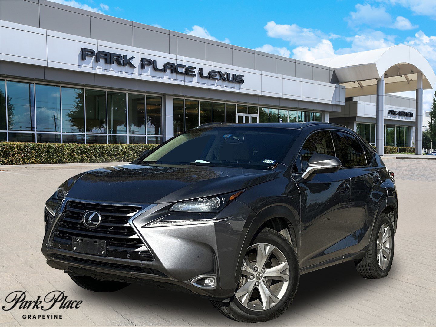 2017 Lexus NX 200t's photo