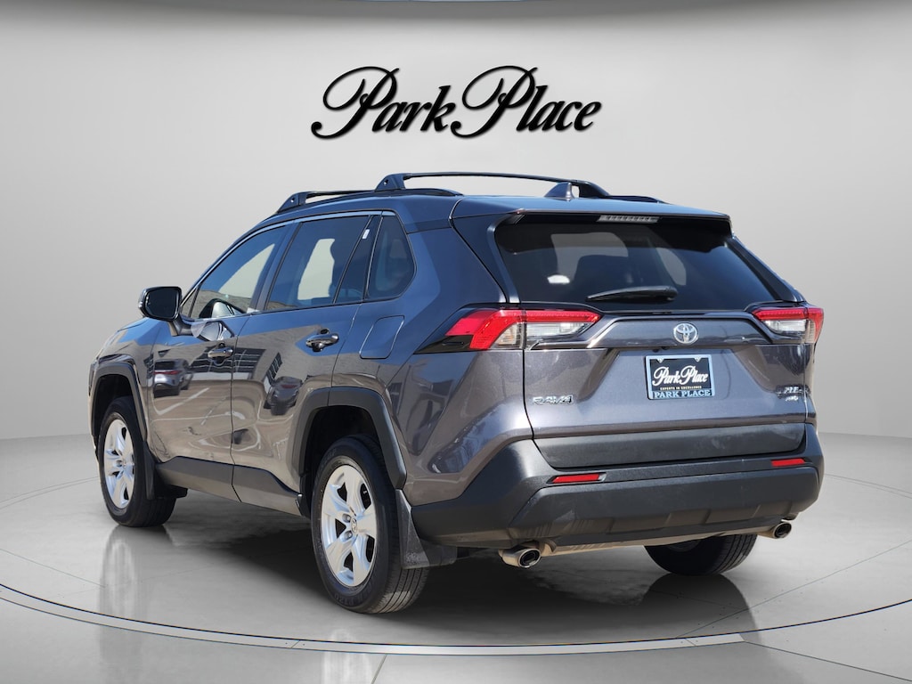 Used 2021 Toyota RAV4 XLE SUV