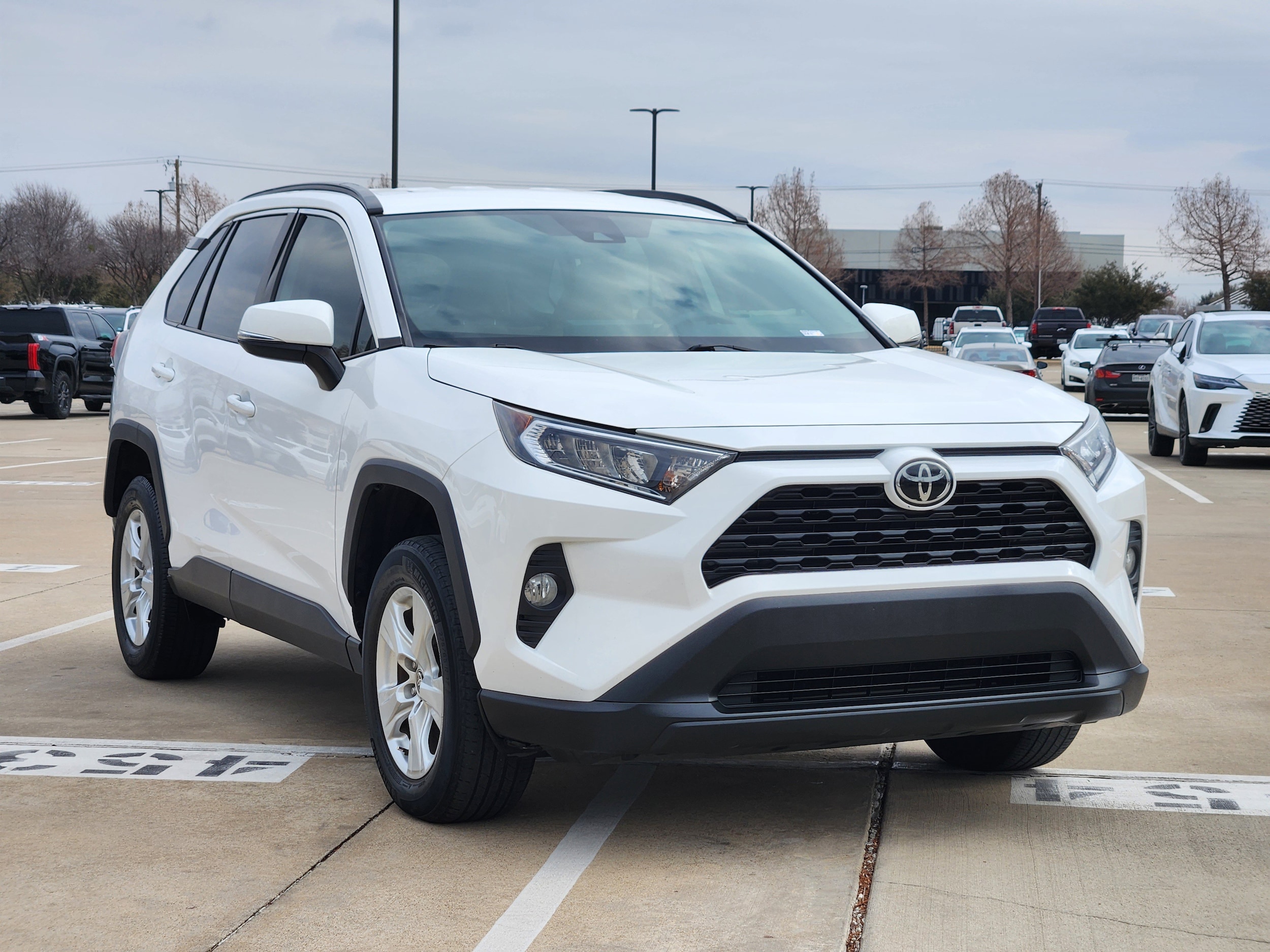Used 2021 Toyota RAV4 XLE with VIN 2T3W1RFV0MC142060 for sale in Northfield, Minnesota