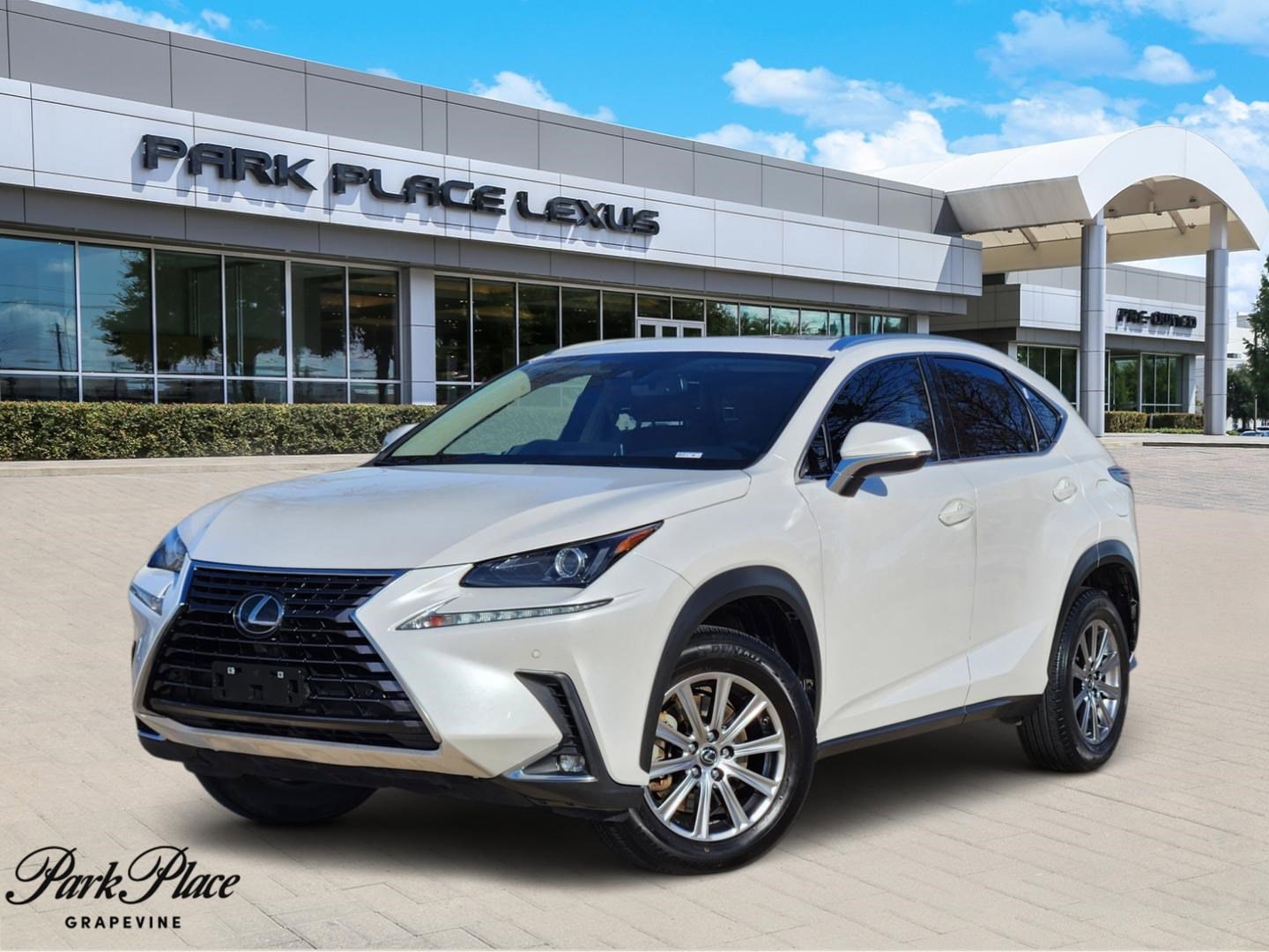 2021 Lexus NX 300's photo