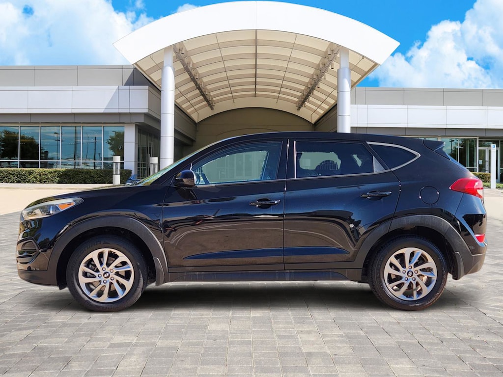 Used 2017 Hyundai Tucson SE SUV