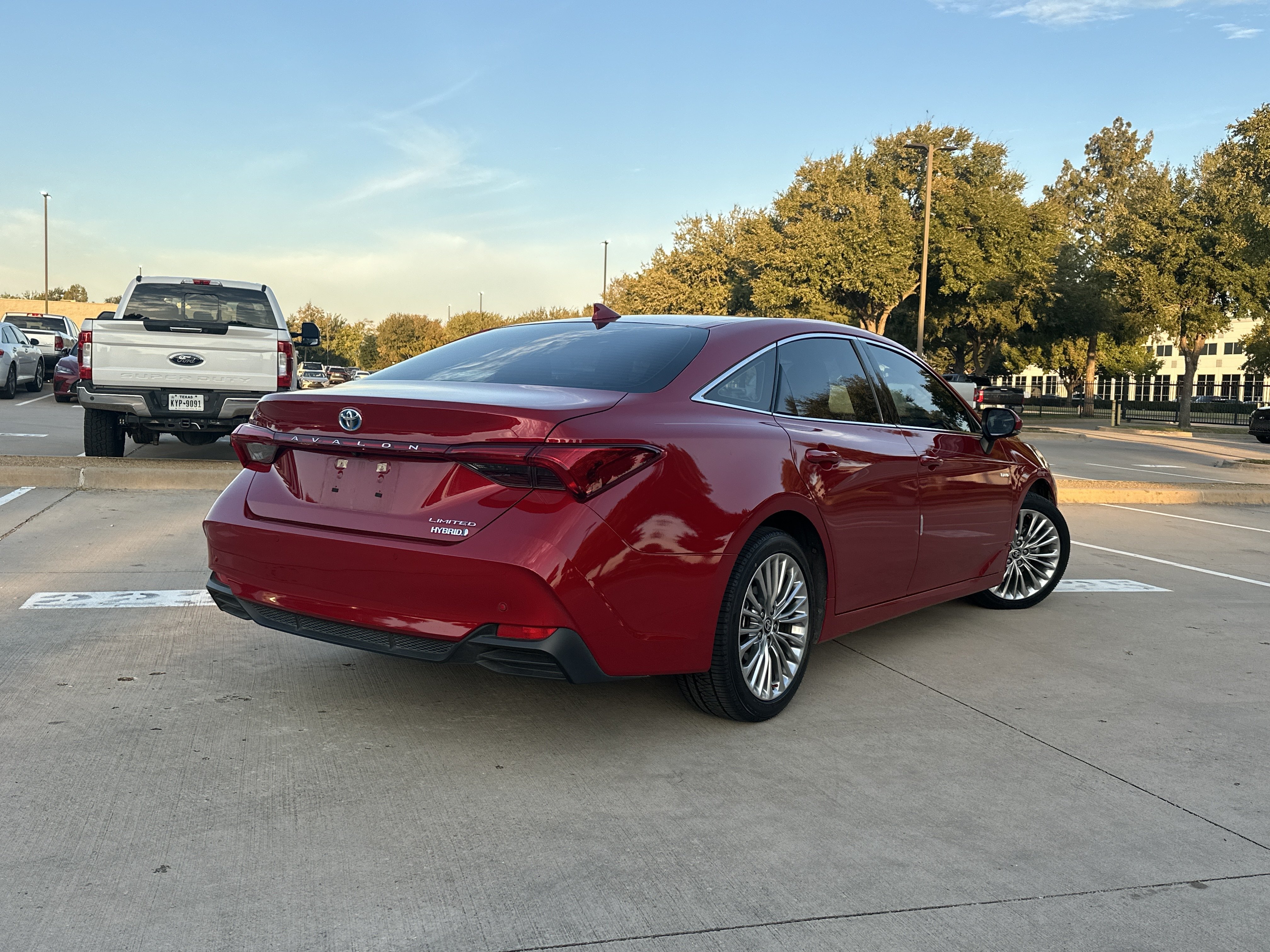 Used 2021 Toyota Avalon Hybrid Limited Sedan