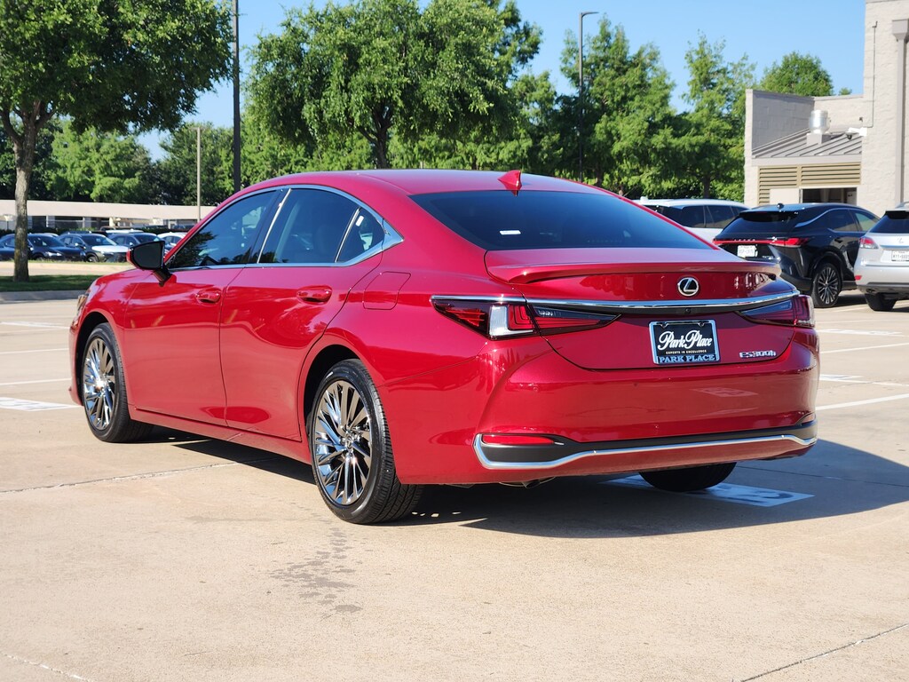 Used 2025 Lexus ES 300h Ultra Luxury Package Sedan