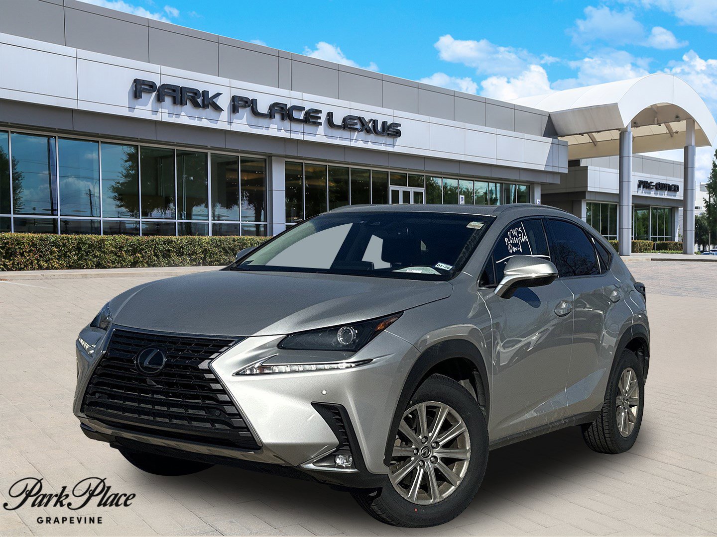 2019 Lexus NX 300's photo