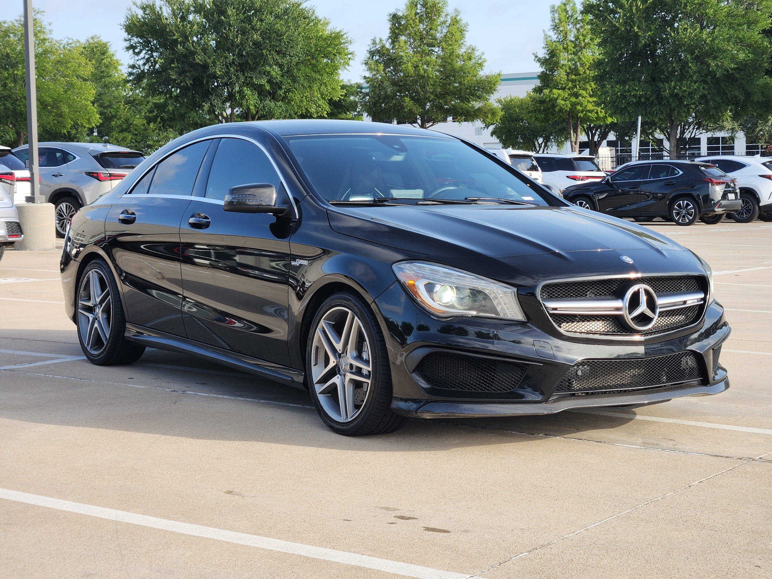 WDDSJ5CB6FN201998