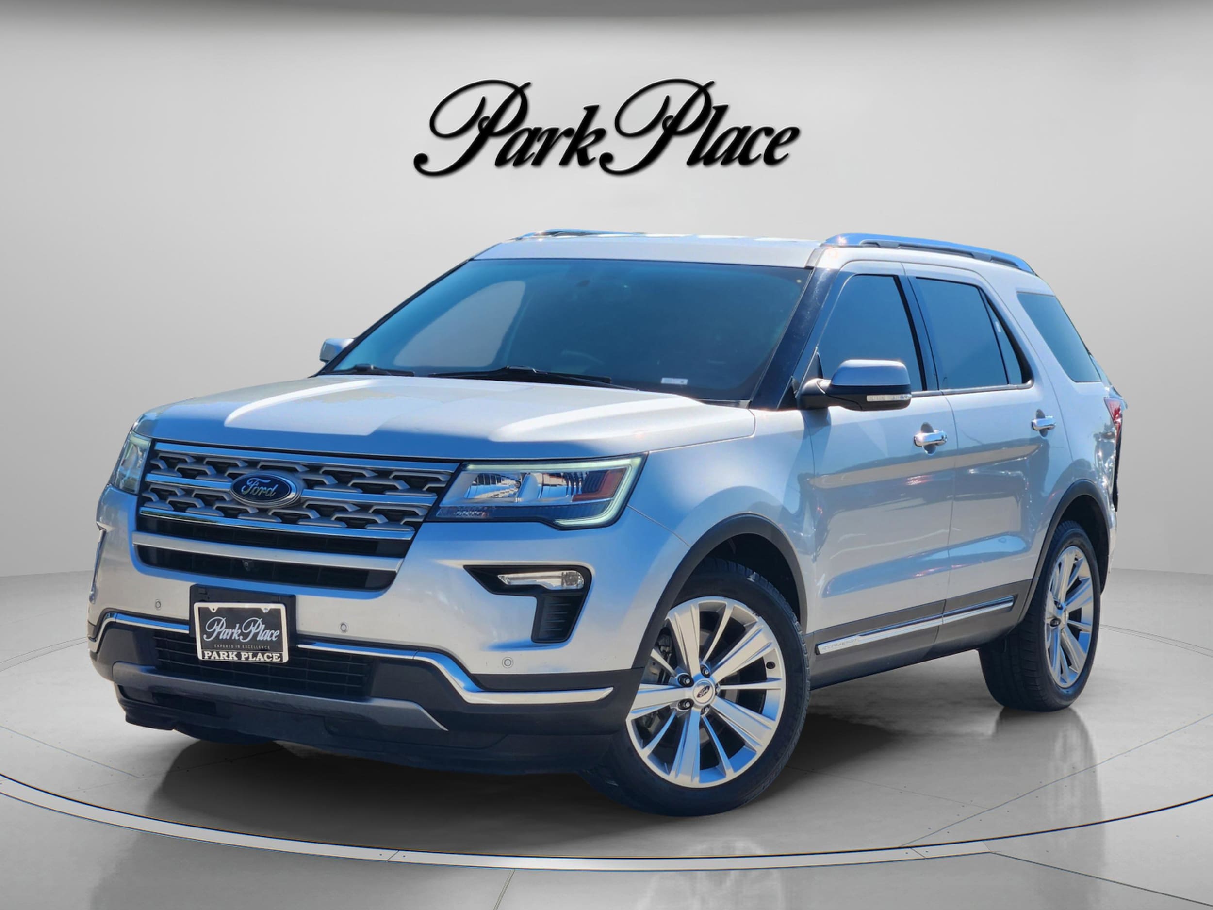 2019 Ford Explorer Limited FWD's photo