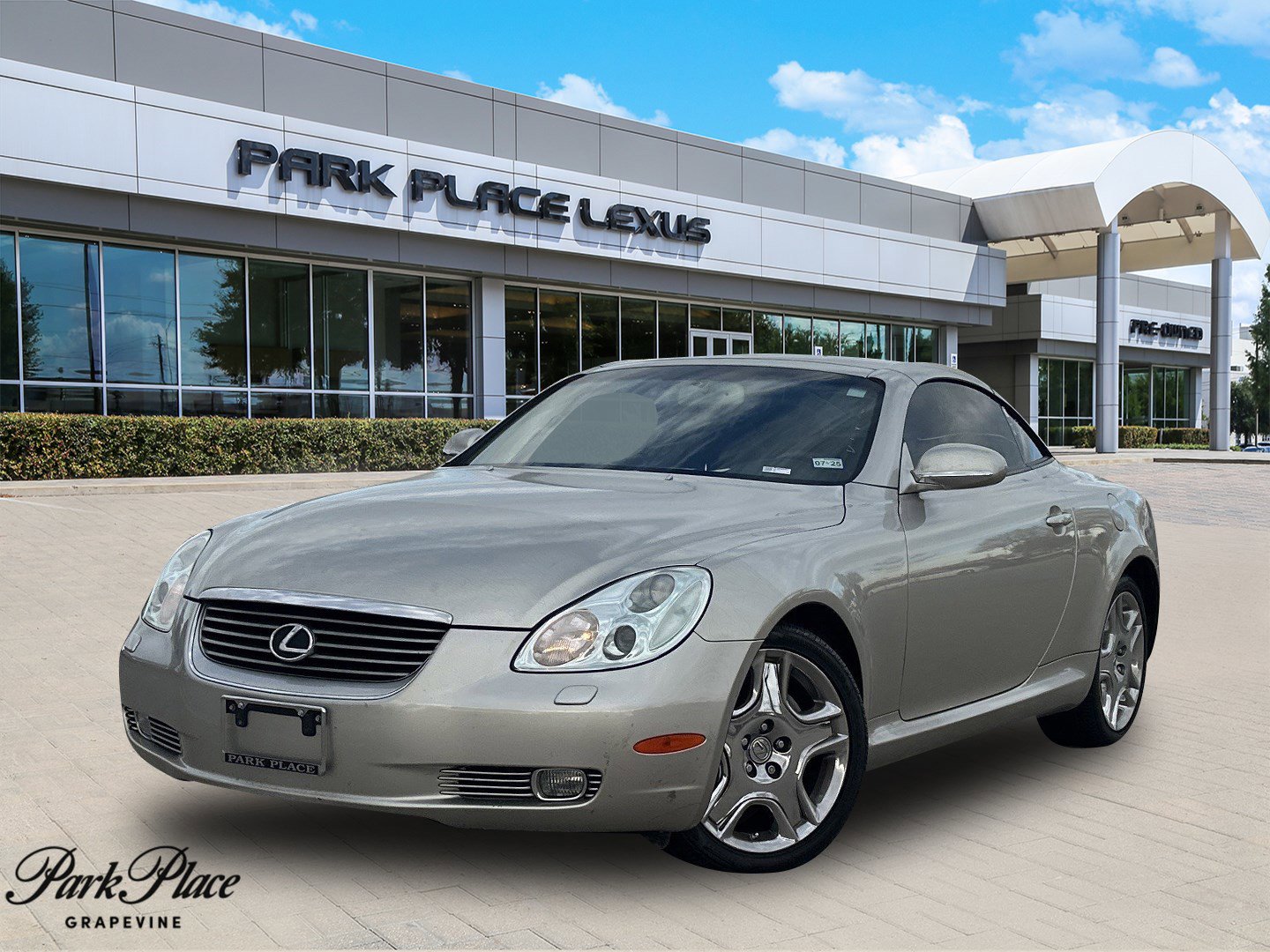 2005 Lexus SC 430's photo