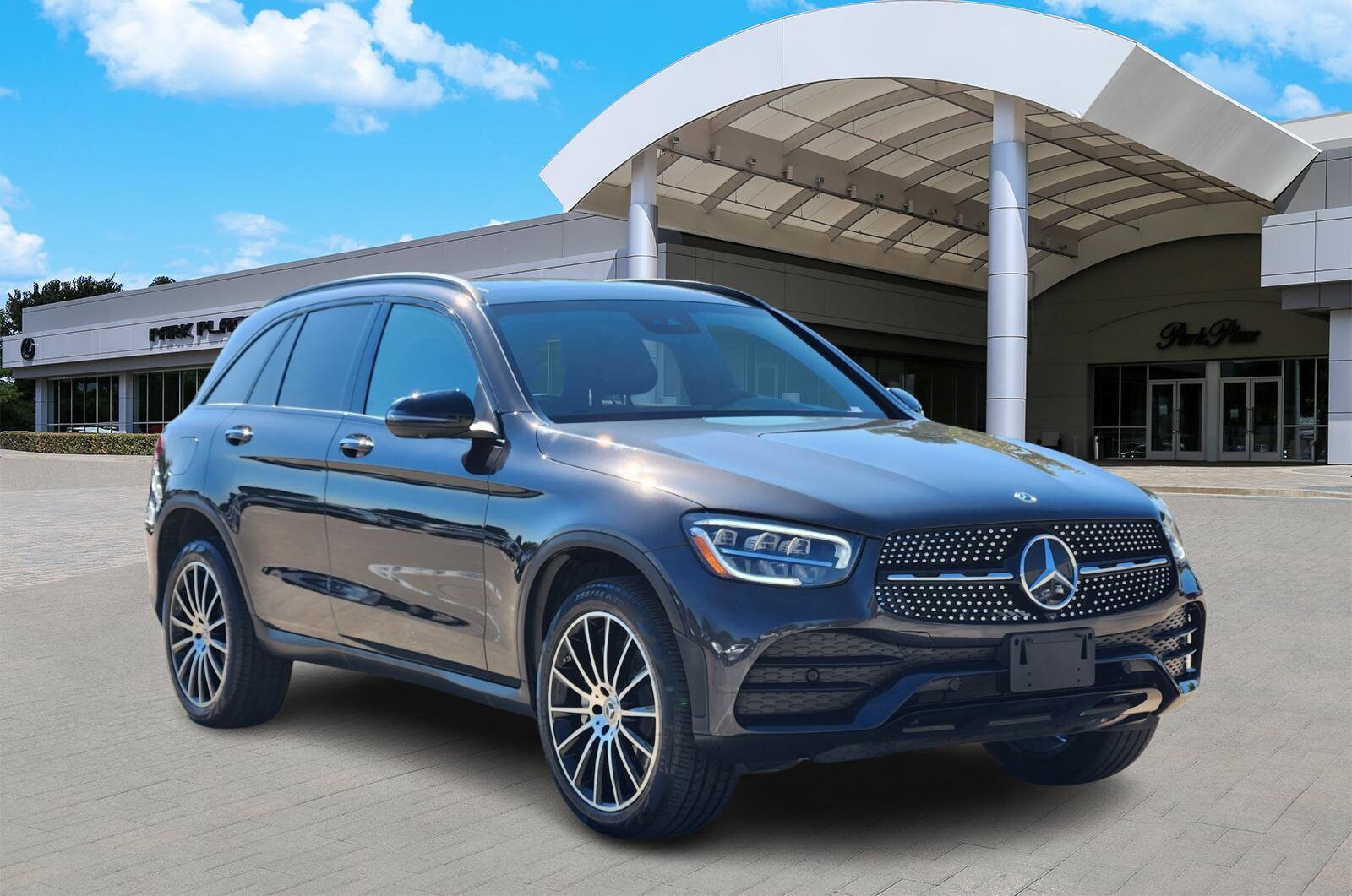 2022 Mercedes Benz GLC 300 photo 2