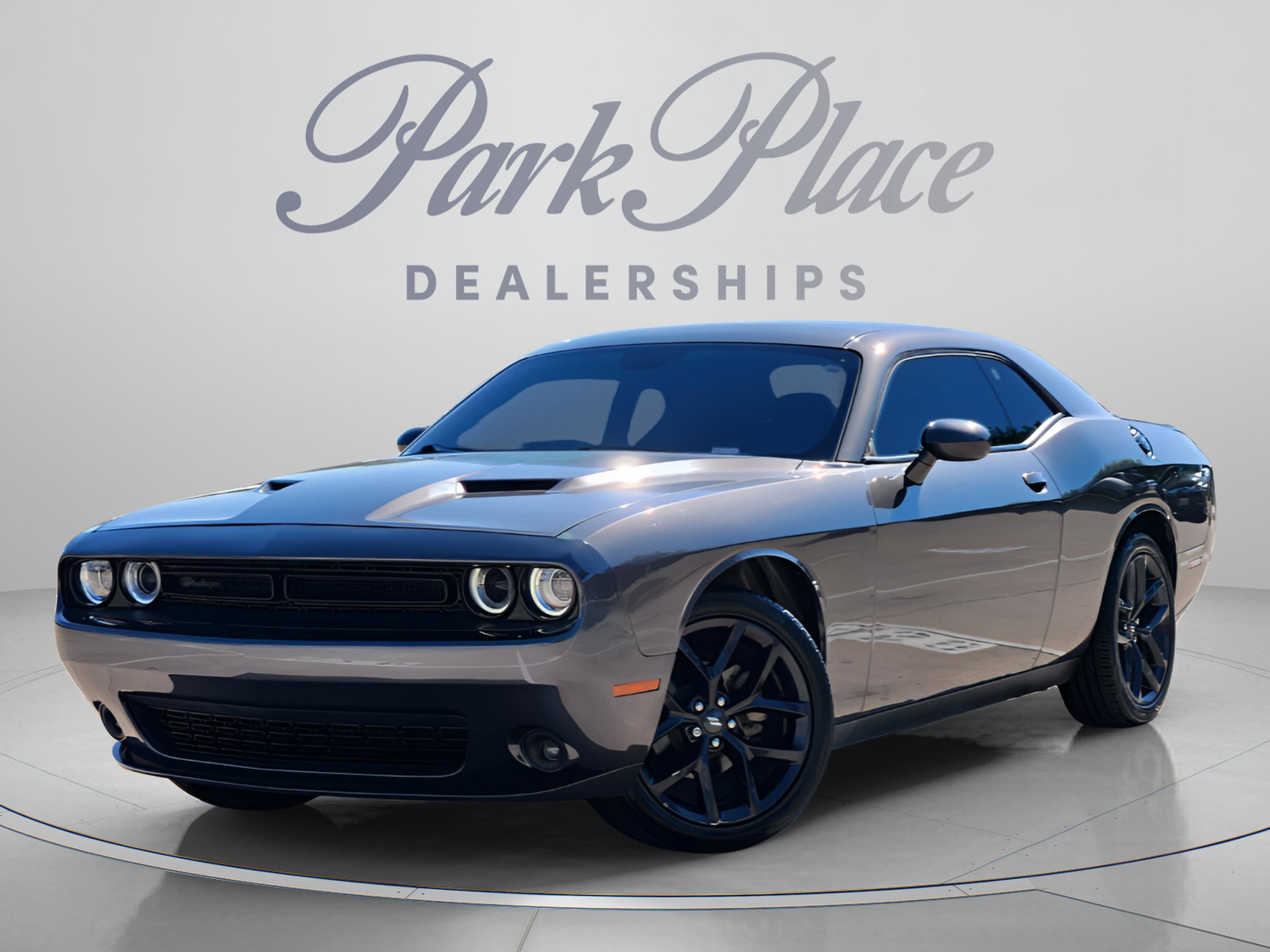 2021 Dodge Challenger SXT Auto's photo