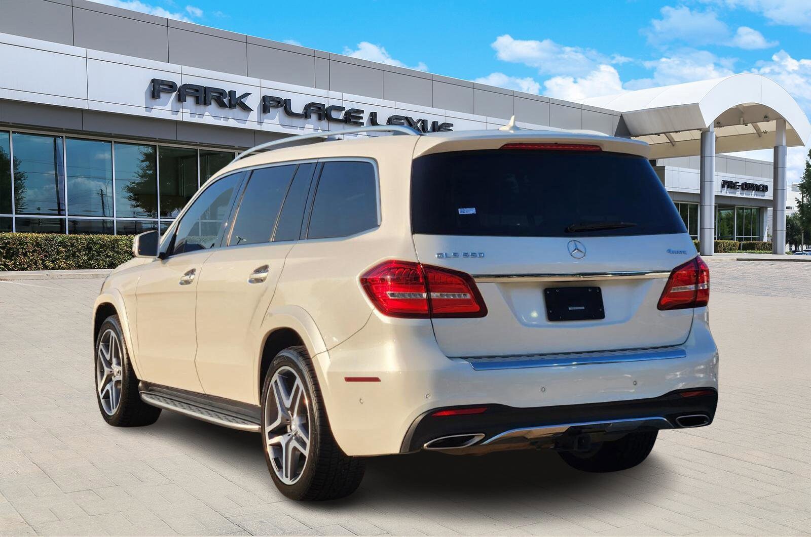 2017 Mercedes Benz GLS 550 photo 4