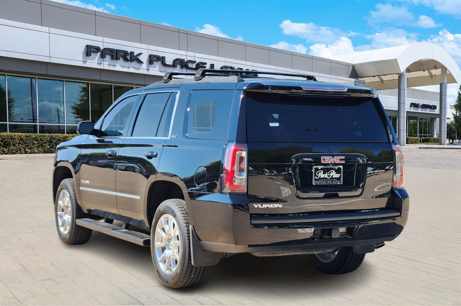 2015 Gmc Yukon SLT photo 4