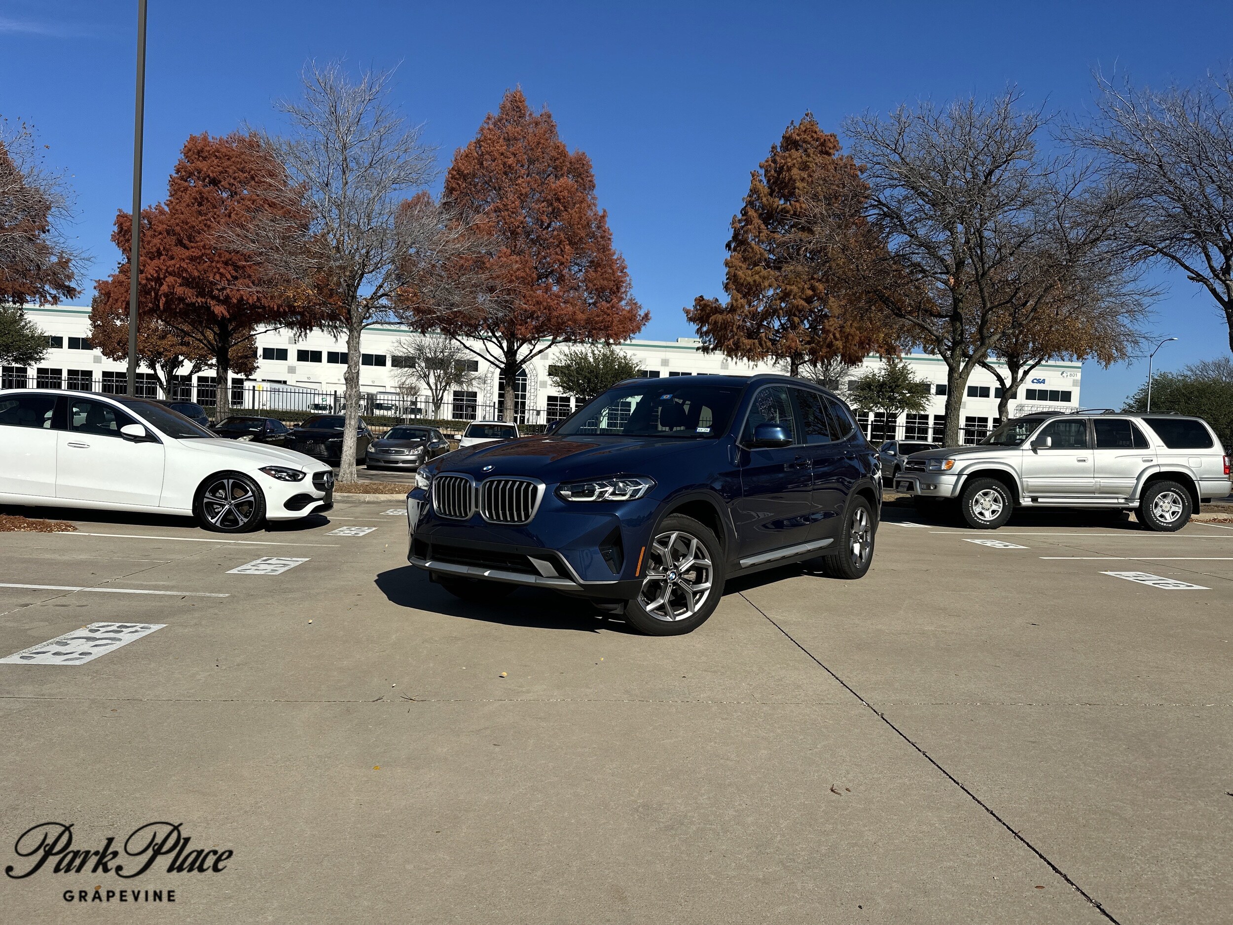 2023 BMW X3 30i's photo