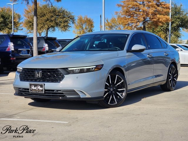 2024 Honda Accord Hybrid Touring's photo