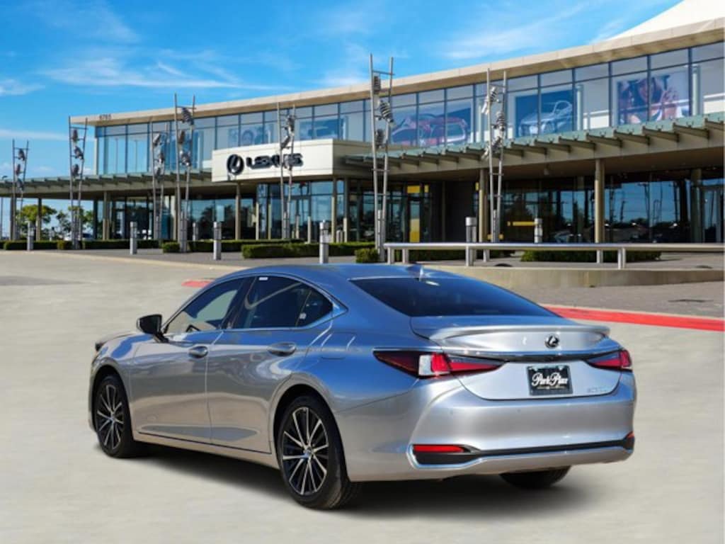 New 2025 Lexus ES 300h Base SEDAN