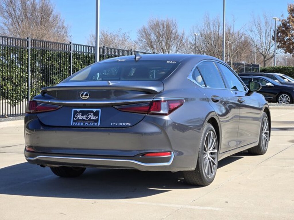 Used 2025 Lexus ES ES 300h Sedan