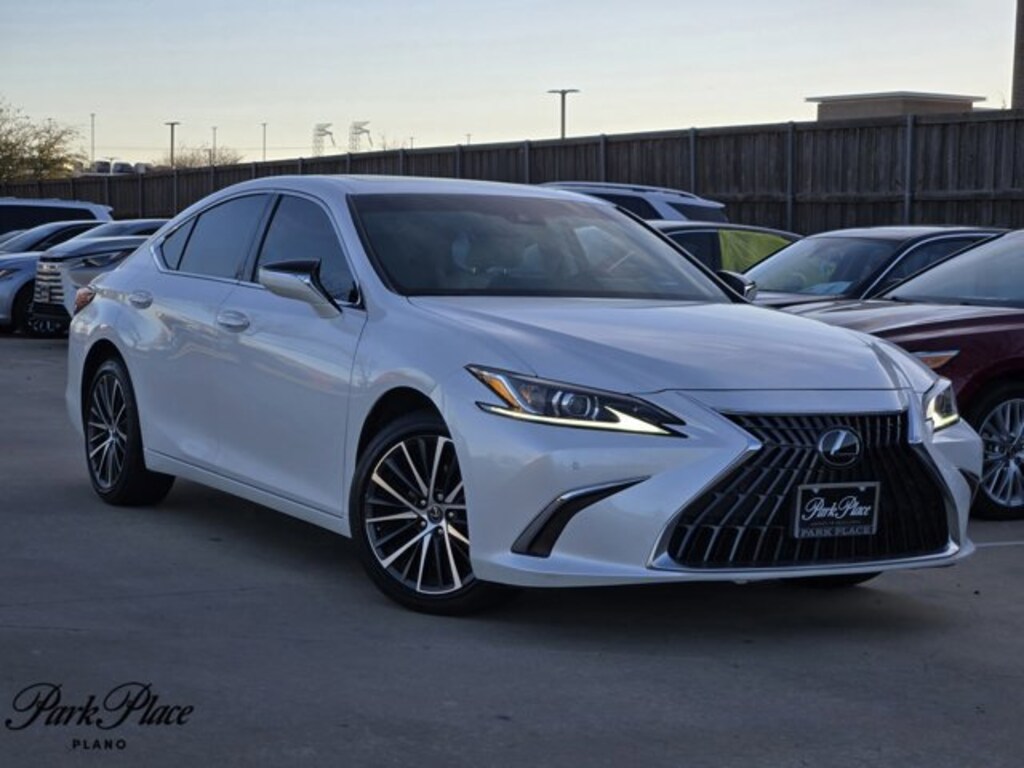 Used 2025 Lexus ES ES 250 Sedan