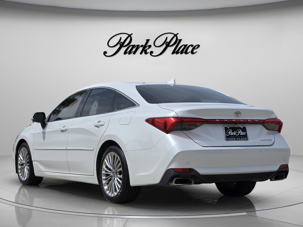 Used 2019 Toyota Avalon Limited Sedan