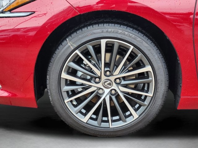 2025 Lexus ES 350 - Photo 8