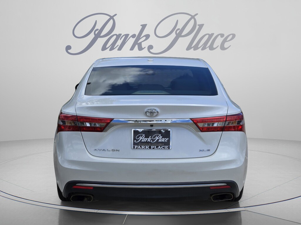 Used 2018 Toyota Avalon XLE Sedan