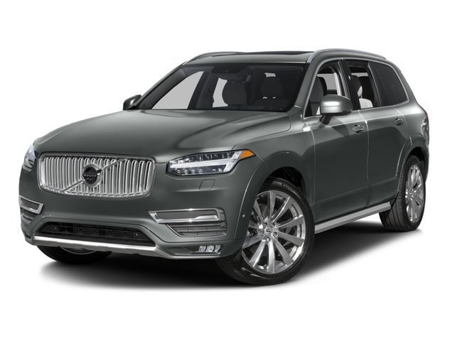 2016 Volvo XC90 Momentum's photo