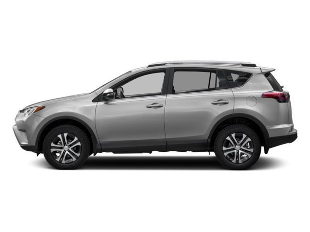 Used 2018 Toyota RAV4 LE SUV