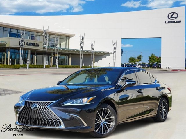 2025 Lexus ES Hybrid 300h's photo