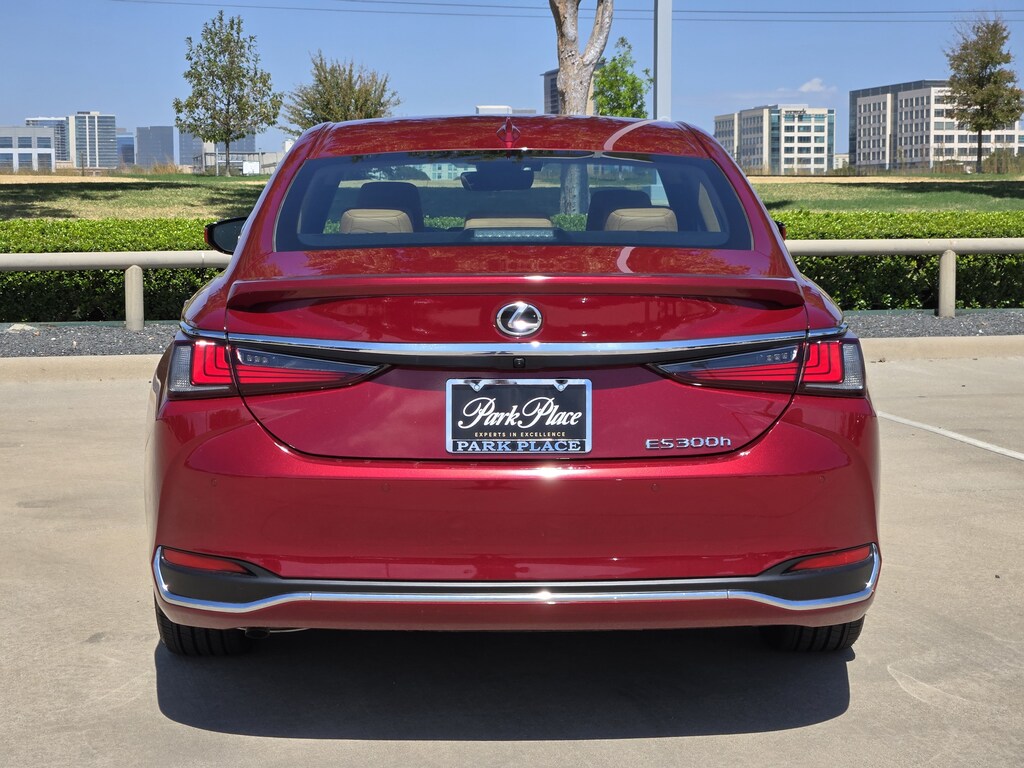 Used 2025 Lexus ES ES 300h Sedan