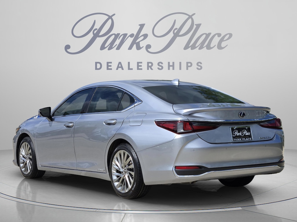Certified 2022 Lexus ES ES 300h Luxury Sedan
