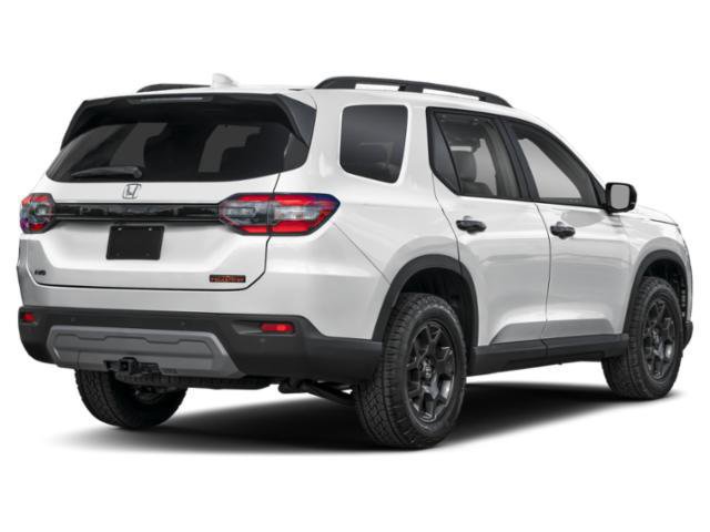 Used 2025 Honda Pilot TrailSport SUV