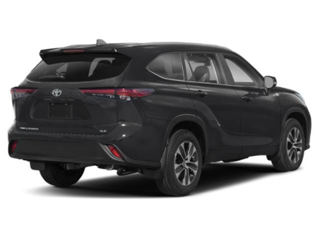 Used 2023 Toyota Highlander XLE SUV