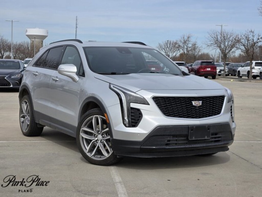 Used 2020 CADILLAC XT4 FWD Sport SUV
