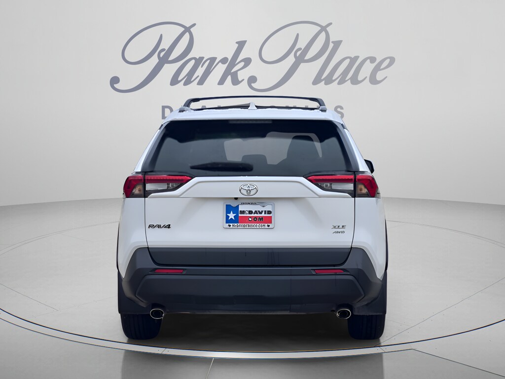 Used 2022 Toyota RAV4 XLE SUV