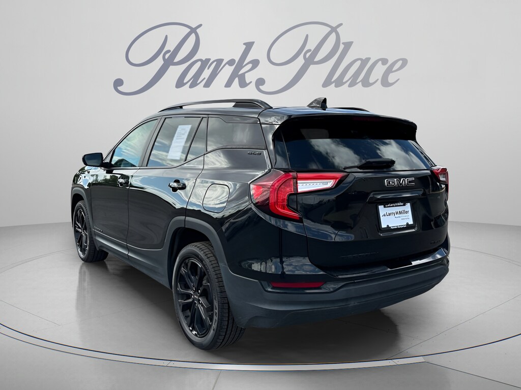 Used 2022 GMC Terrain SLE SUV