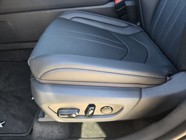 2026 Lexus TX 500h F-Sport Premium - Photo 19