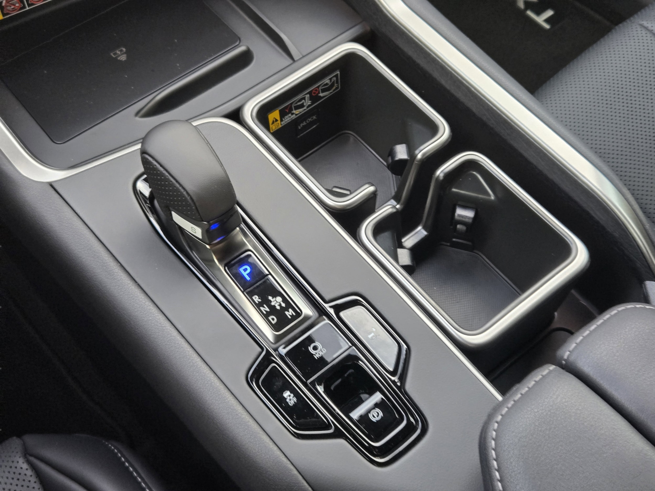 2026 Lexus TX 500h F-Sport Premium - Photo 12