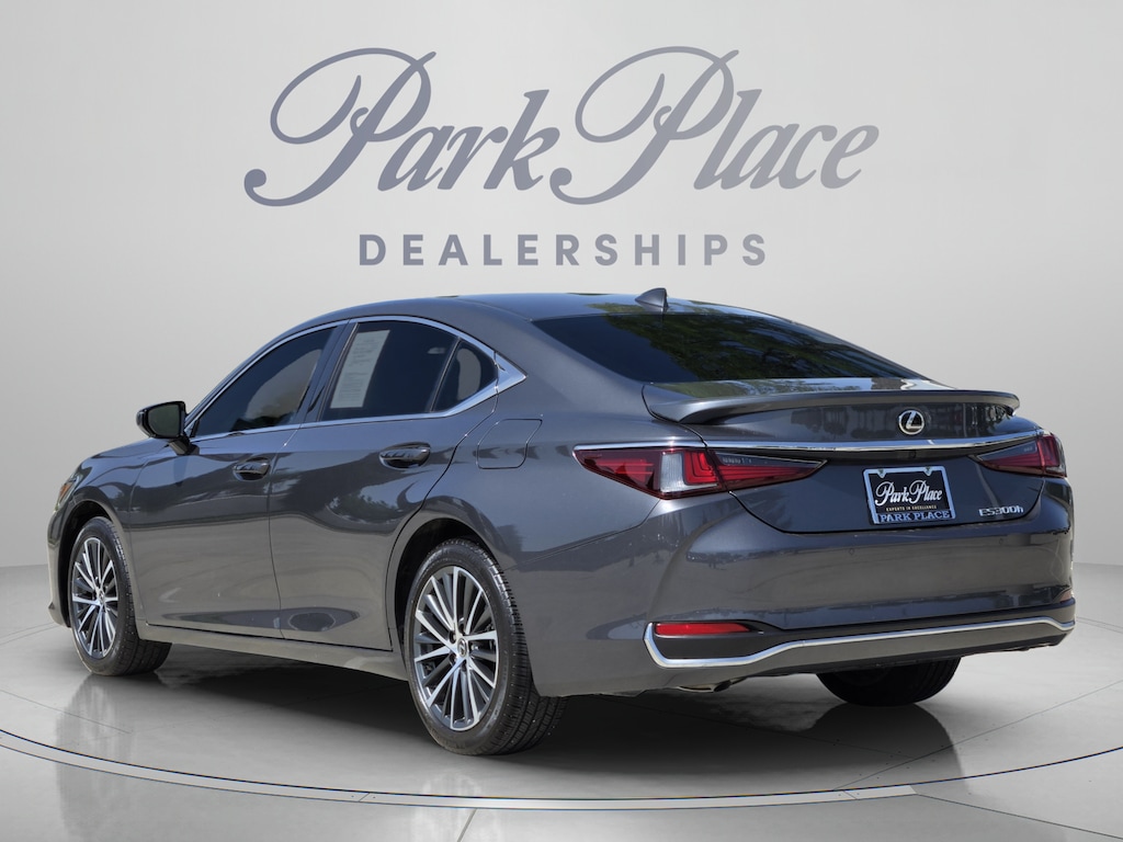 Certified 2024 Lexus ES 300h Sedan