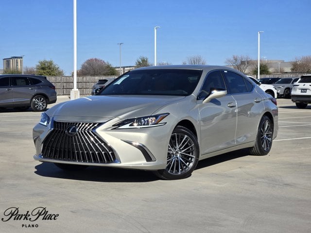 2025 Lexus ES 350's photo