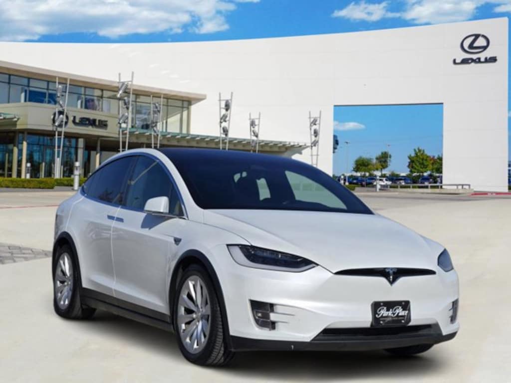 Used 2017 Tesla Model X 75D SUV