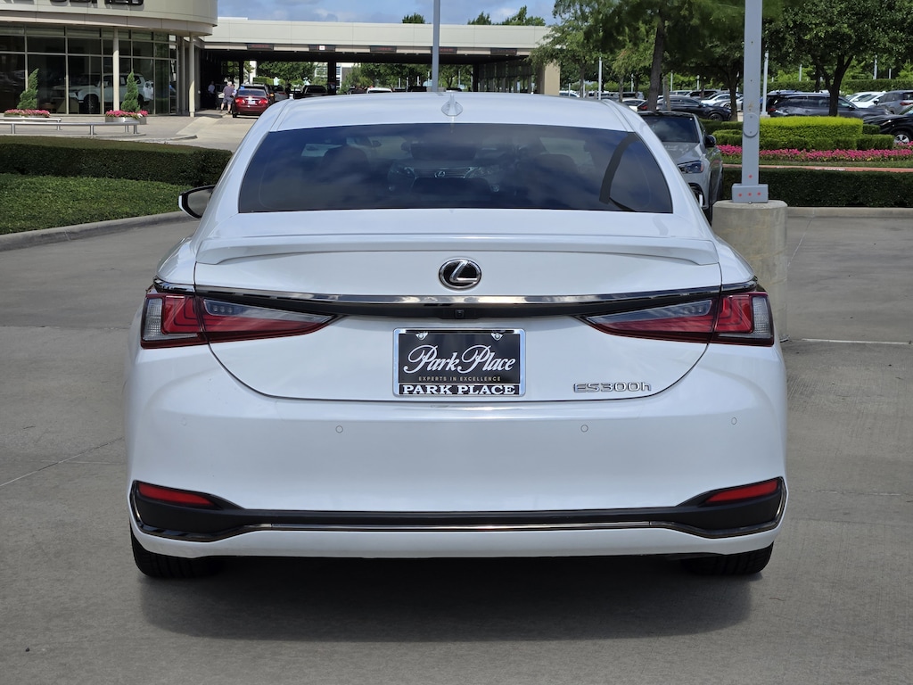 Certified 2024 Lexus ES ES 300h F SPORT Handling Sedan