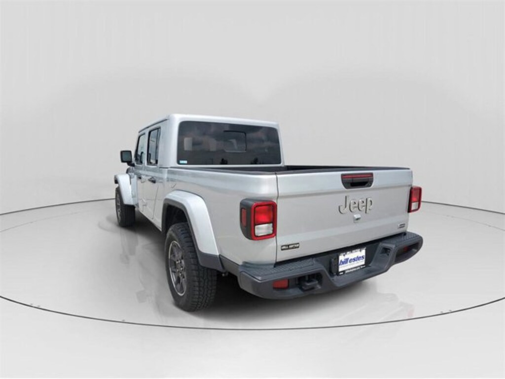 Used 2023 Jeep Gladiator Overland Truck Crew Cab
