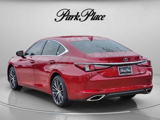 2025 Lexus ES 350 - Photo 3