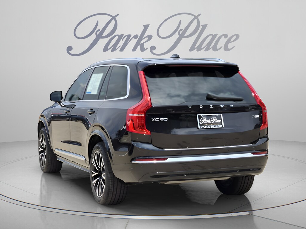 Used 2025 Volvo XC90 Plug-In Hybrid Plus SUV